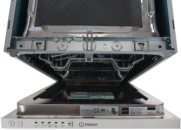 Посудомийна машина Indesit DSIE 2B10