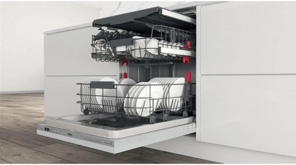 Посудомийна машина Whirlpool WIC 3C33 PFE