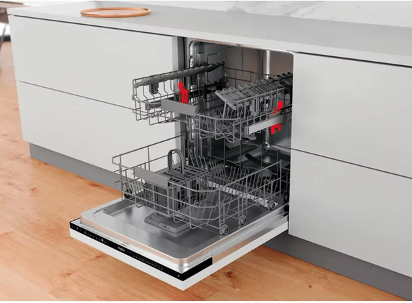 Посудомийна машина Whirlpool WIO3C33E6.5