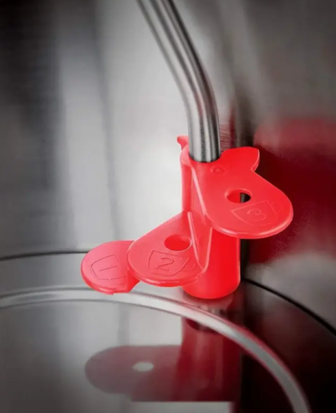 Елекрочайник Russell Hobbs 26420-70 Distinctions Black