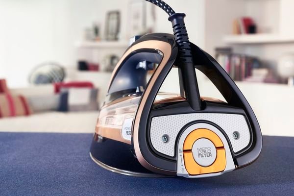 Праска з подачею пари Tefal FV9845E0