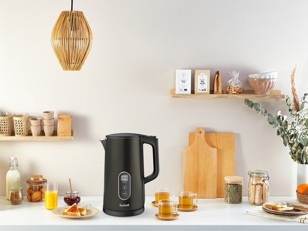 Електрочайник Tefal KI831E10