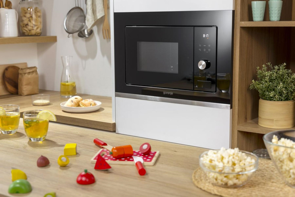 Мікрохвильова піч Gorenje BMX201AG1BG (XY820Z)