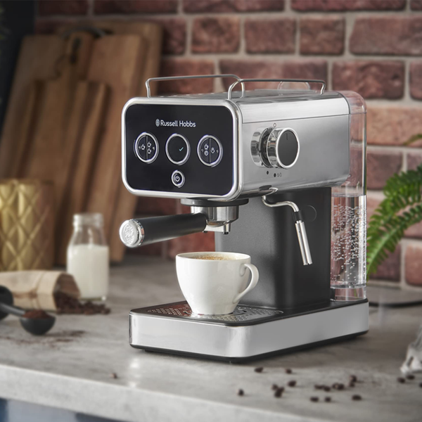 Кавоварка еспрессо Russell Hobbs 26450-56 Distinctions Black