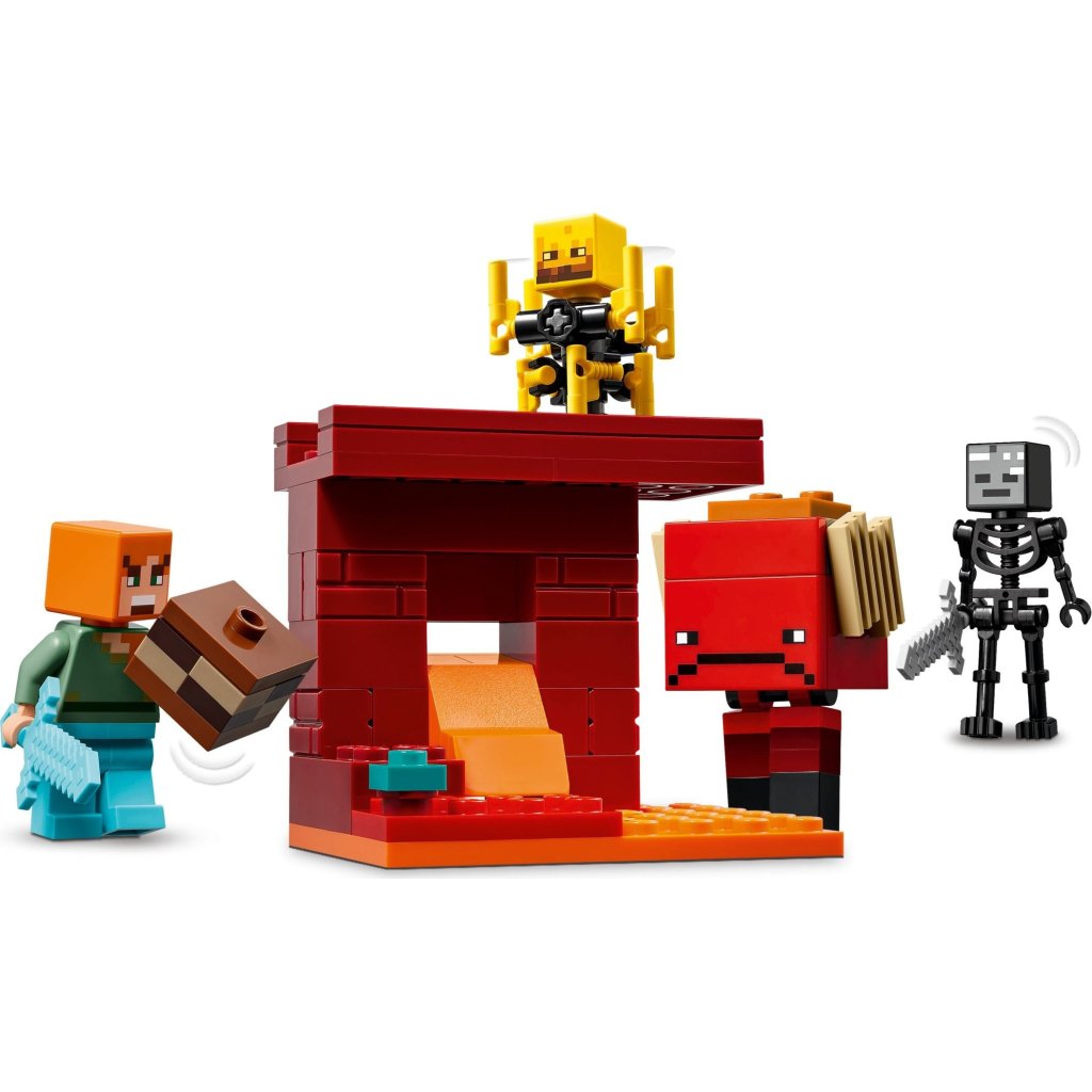 Конструктор LEGO Minecraft Битва з лавою у Незері (21266)
