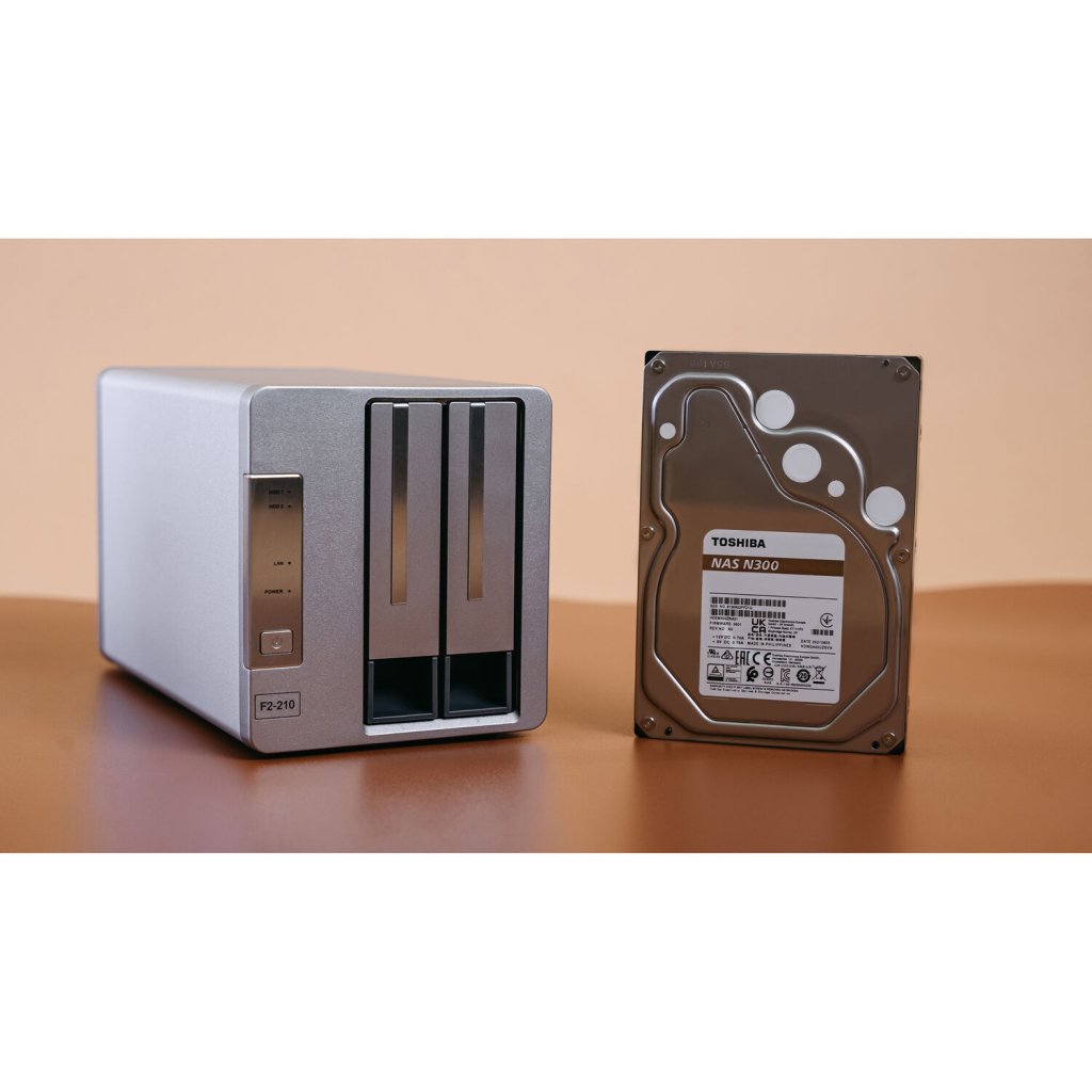 Жорсткий диск 3.5″ 14TB N300 Toshiba (HDWG51EUZSVA)