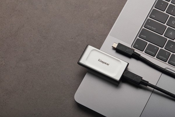SSD накопичувач Kingston XS2000 2TB USB 3.2 Type-C (SXS2000/2000G)