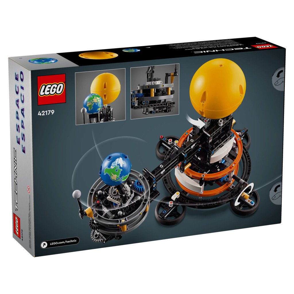 Конструктор LEGO Technic Земля та Місяць на орбіті 526 деталей (42179)